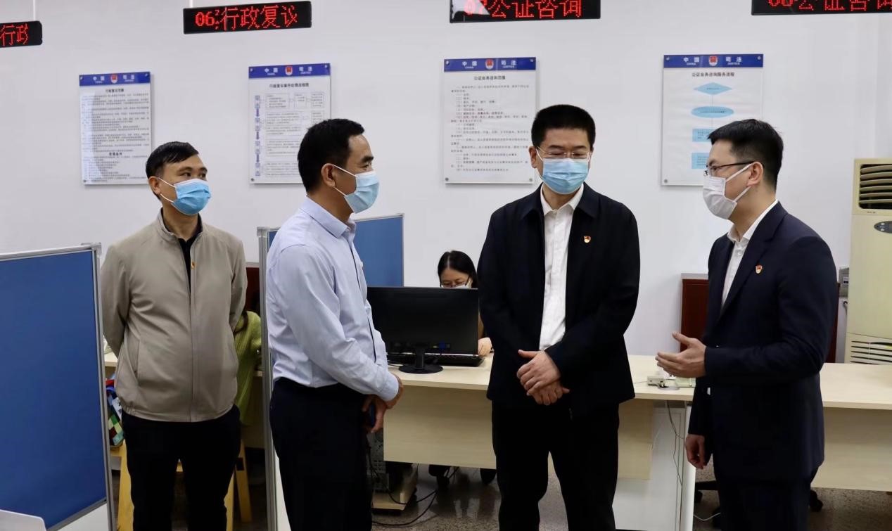 毕洪波副市长到东莞仲裁委员会调研