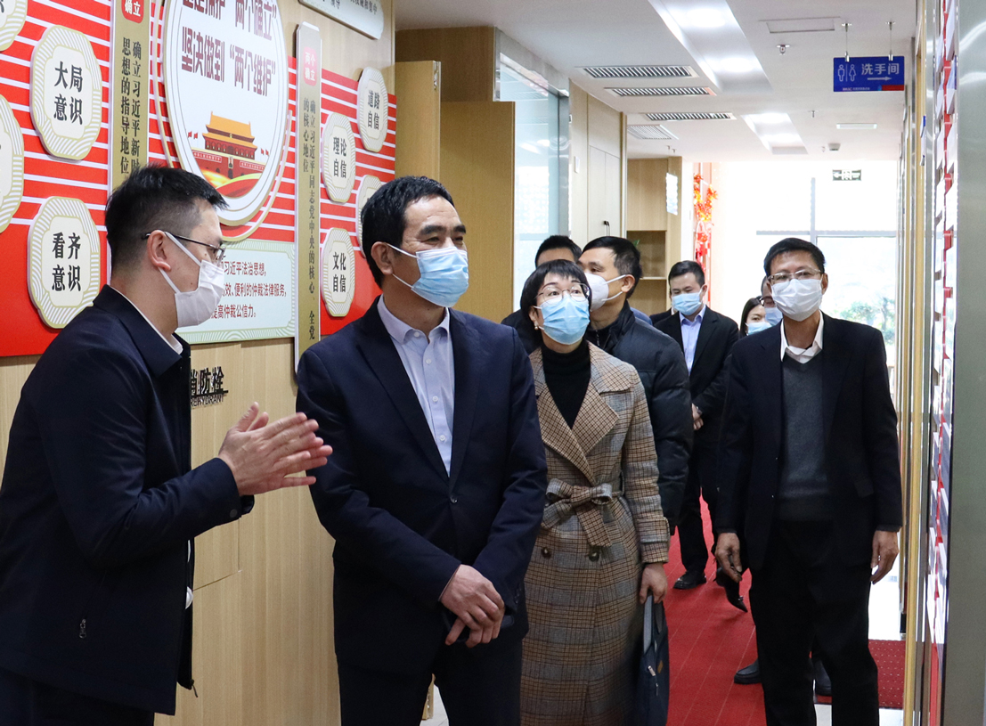 市司法局陈鸿钧局长到东莞仲裁委员会调研指导