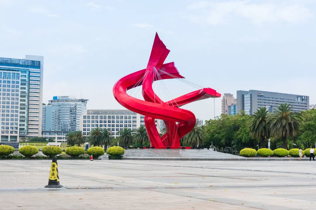 东莞仲裁委主要负责同志带队走访东莞市东城街道