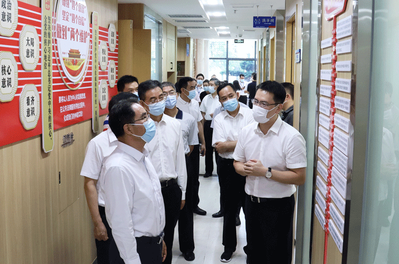 广东省人大常委会叶贞琴副主任到东莞仲裁委员会调研粤港澳大湾区法律服务工作