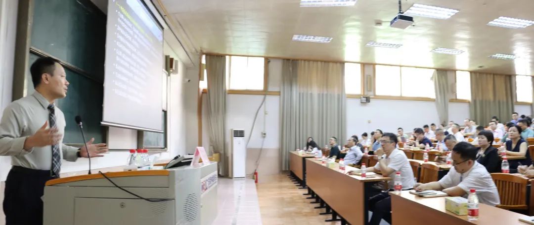东莞仲裁委员会举办“东仲学堂”之仲裁员、调解员与仲裁秘书综合素质提升培训